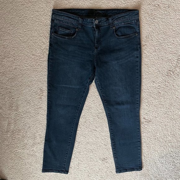 Kut from the Kloth Dark Wash Kurvy Fit Skinny Jean - Picture 2 of 10